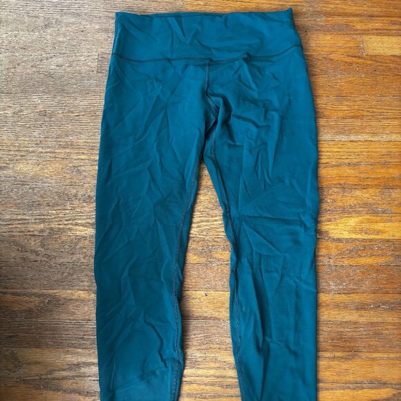 Lululemon Wunder Under Leggings - Picture 2 of 3